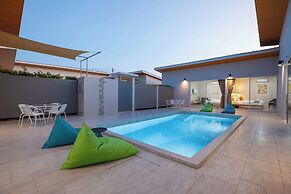 Andaman Sea Best Pool Access & Villas