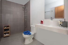 Andaman Sea Best Pool Access & Villas