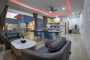 Andaman Sea Best Pool Access & Villas