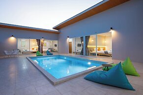 Andaman Sea Best Pool Access & Villas