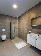 Enki Spinoza Thermal Resort Hotel