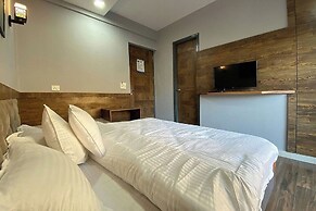 SL Manor Resort by Lawrence Hotels