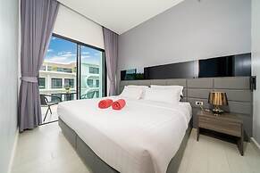 Nai Harn Suite near Beach UTN D502