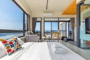 Between River and Sea