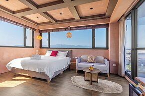 Between River and Sea