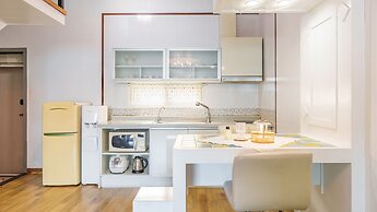 Geoje Kkachi and Santorini Pension