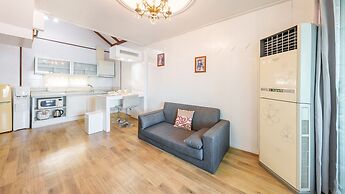 Geoje Kkachi and Santorini Pension