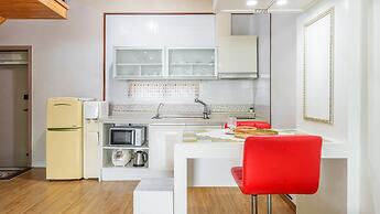 Geoje Kkachi and Santorini Pension