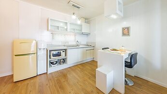 Geoje Kkachi and Santorini Pension