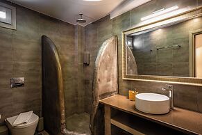 Mardanza Krokos Suites