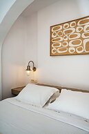 Mardanza Krokos Suites