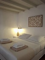 Mardanza Krokos Suites