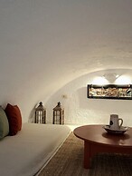 Mardanza Krokos Suites