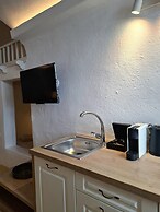 Mardanza Krokos Suites