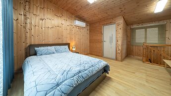 Taean Anmyeondo Soso Private Pension