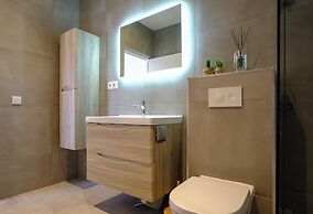 Great Location - Newly Built and Beautiful Home