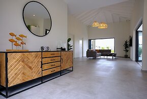 Great Location - Newly Built and Beautiful Home