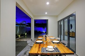 Great Location - Newly Built and Beautiful Home