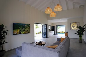 Great Location - Newly Built and Beautiful Home