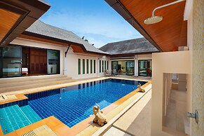 Balinese-Style 3BR Pool Villa Tina