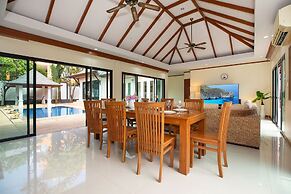 Balinese-Style 3BR Pool Villa Tina