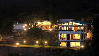 Par-X - Villa Sukoon - 3BHK Valley View