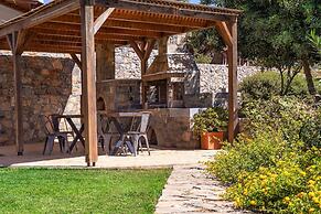 Villa Friends With Private Pool