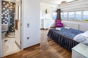 Villa Friends With Private Pool