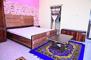 Sun Shine Haven Retreat Chandi