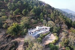 Sun Shine Haven Retreat Chandi