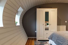 Unique 1 BD Eco-Retreat in Old Chalford