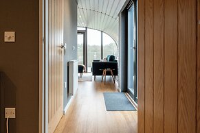 Unique 1 BD Eco-Retreat in Old Chalford