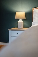 Unique 1 BD Eco-Retreat in Old Chalford