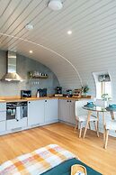 Unique 1 BD Eco-Retreat in Old Chalford