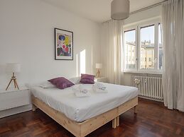 San Siro 3 Bedroom apt With Balcony