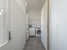 San Siro 3 Bedroom apt With Balcony