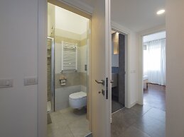 San Siro 3 Bedroom apt With Balcony
