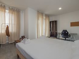 San Siro 3 Bedroom apt With Balcony