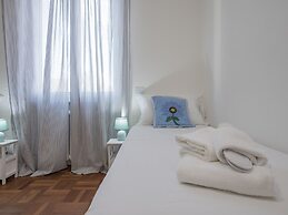 San Siro 3 Bedroom apt With Balcony