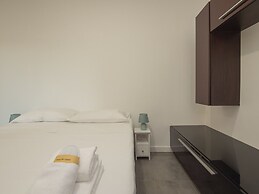 San Siro 3 Bedroom apt With Balcony