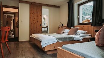 SchönBerg hotel. b&b.