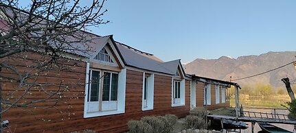Queens Lake House