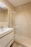 JOIVY Modern flat near Estrela Garden