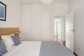 JOIVY Modern flat near Estrela Garden