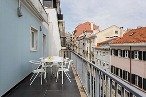 JOIVY Modern flat near Estrela Garden