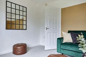 Cosy 3Br House With Fireplace & Private Garden