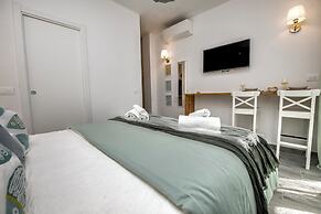 aMoneglia 2 minutes walk to the beach, PVT park