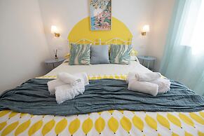 aMoneglia 2 minutes walk to the beach, PVT park