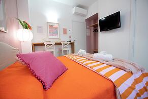 aMoneglia 2 minutes walk to the beach, PVT park