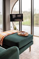 Sustainable 2BD Pod on Old Chalford Farm